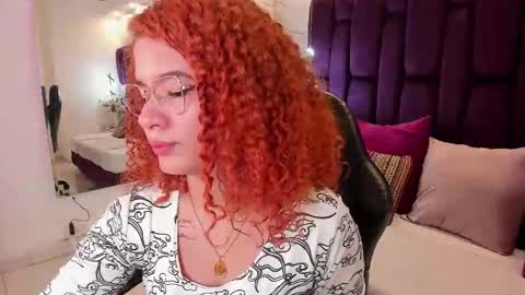 Avril  online show from November 2025 11:44:01 AM