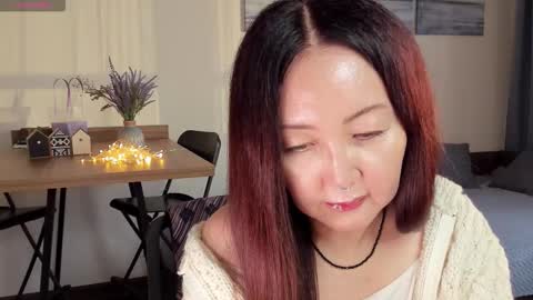 Avrora online show from September 2025 02:00:02 PM