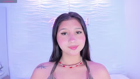 Avy  online show from December 2024 11:39:02 AM