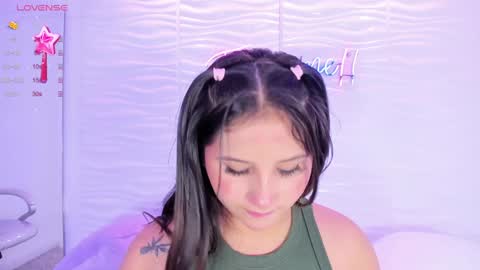 Avy  online show from January 2025 11:37:02 AM