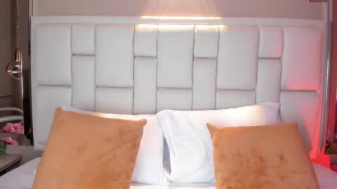 Avy  online show from December 2025 11:36:02 AM