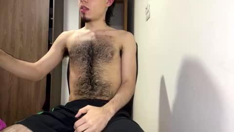 AndrewXxl independent online show from November 2025 10:31:02 PM