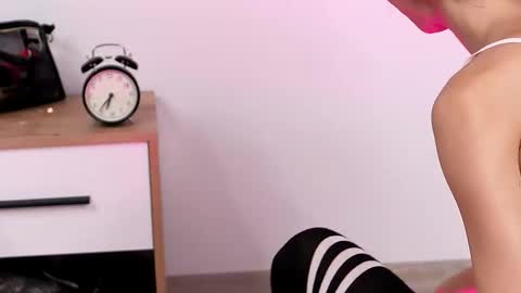 awalynch online show from November 2025 03:23:02 PM