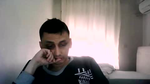 Snapshot of awesenheit chatting on April 2026 09:57:02 AM awesenheit online show from April 2026 09:57:02 AM