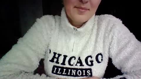 Snapshot of awesomeladyy chatting on December 2024 10:14:02 AM awesomeladyy online show from December 2024 10:14:02 AM