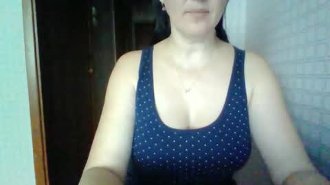 Snapshot of awesomeladyy chatting on December 2025 09:04:02 AM awesomeladyy online show from December 2025 09:04:02 AM