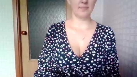 Snapshot of awesomeladyy chatting on February 2026 08:51:01 AM awesomeladyy online show from February 2026 08:51:01 AM