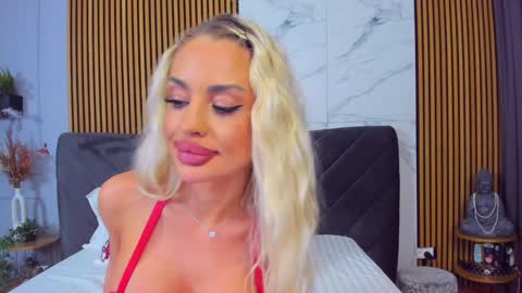 Ella online show from December 2024 09:14:01 AM