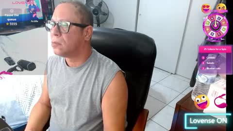 Snapshot of axel264 chatting on February 2026 10:15:02 AM Alex online show from February 2026 10:15:02 AM