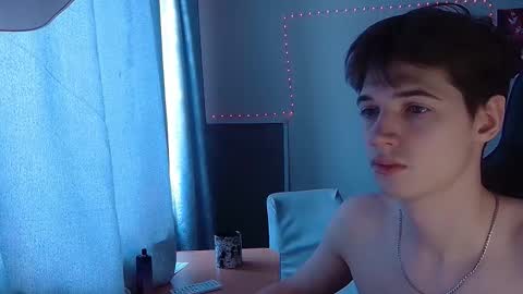 axel_0ne online show from February 2026 08:07:02 AM