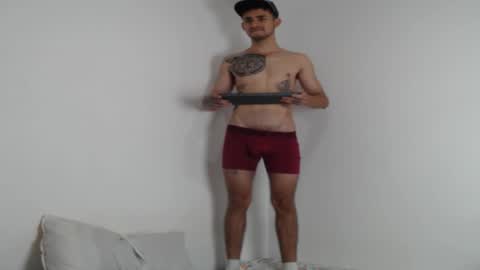 Axel online show from February 2025 07:25:01 PM