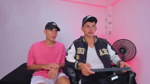 AXEL online show from November 2025 08:05:01 PM