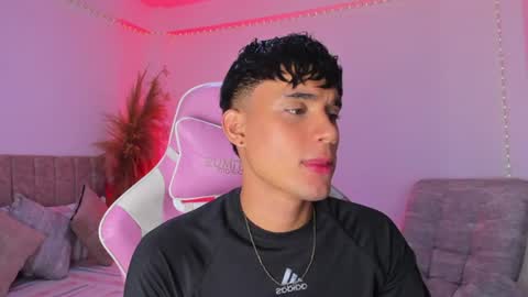 Snapshot of axel_cody_ chatting on July 2026 08:42:01 AM AXEL online show from July 2026 08:42:01 AM