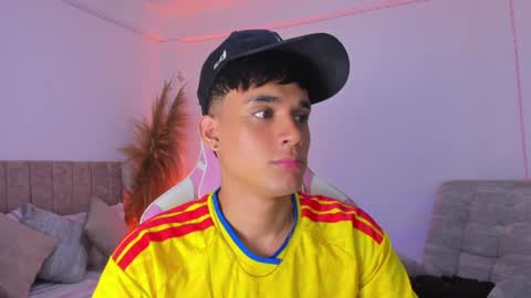 Snapshot of axel_cody_ chatting on July 2026 08:54:01 AM AXEL online show from July 2026 08:54:01 AM