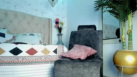 Axel Daviss online show from March 2025 11:42:02 PM