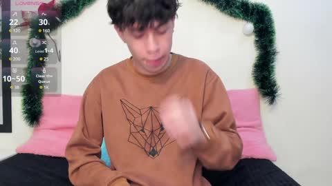 Axel Evanss online show from December 2024 12:45:02 PM