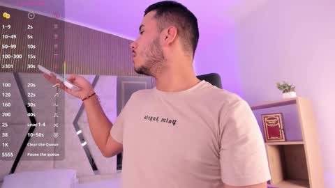 axel_grey_ online show from January 2026 12:29:02 PM