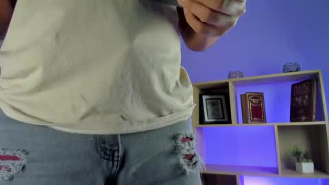 axel_grey_ online show from May 2026 12:03:02 PM