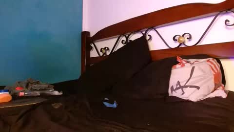 Snapshot of axel_mason chatting on December 2025 04:42:02 AM Axel online show from December 2025 04:42:02 AM