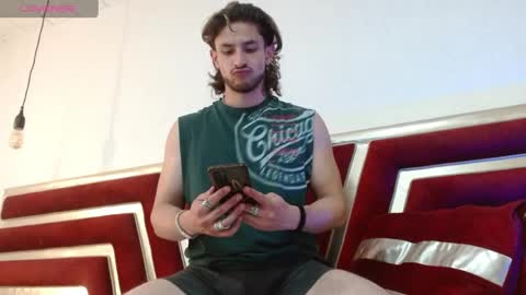 Axel  online show from April 2026 01:18:02 AM
