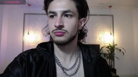 Snapshot of axel_porn_ chatting on June 2026 01:06:01 AM Axel online show from June 2026 01:06:01 AM