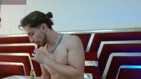 Snapshot of axel_porn_ chatting on June 2026 12:32:02 AM Axel online show from June 2026 12:32:02 AM