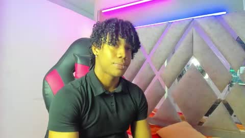 AXEL SILVA online show from November 2025 01:25:02 PM