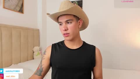 axel slim online show from November 2025 02:22:01 AM