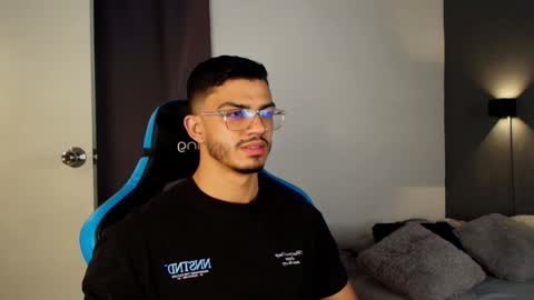 axel stein NEW ACCOUNT online show from January 2025 12:18:01 AM