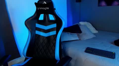 axel stein NEW ACCOUNT online show from February 2025 05:47:01 AM