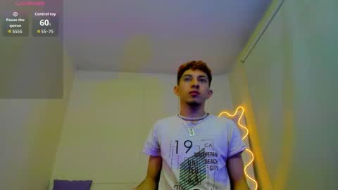 AXEL  online show from October 2025 03:43:02 AM