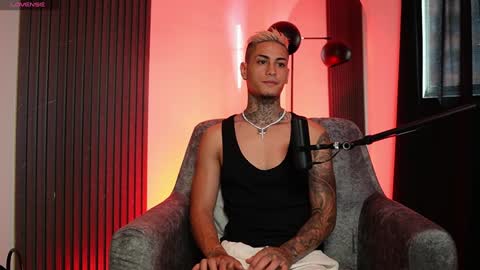 Agustin online show from December 2024 09:13:01 PM