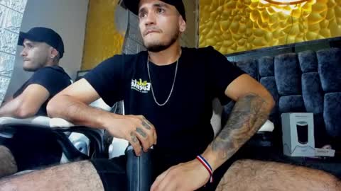 Snapshot of axell_cross2 chatting on March 2025 09:21:01 AM Axell Cross2 online show from March 2025 09:21:01 AM