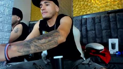 Snapshot of axell_cross2 chatting on March 2025 11:53:01 PM Axell Cross2 online show from March 2025 11:53:01 PM