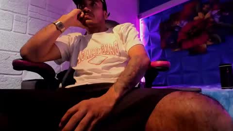 Snapshot of axell_cross2 chatting on October 2025 03:48:02 AM Axell Cross2 online show from October 2025 03:48:02 AM