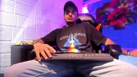 Snapshot of axell_cross2 chatting on October 2025 02:00:01 AM Axell Cross2 online show from October 2025 02:00:01 AM