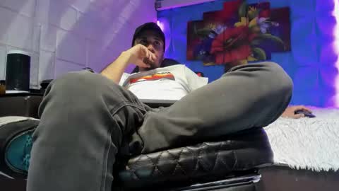 Snapshot of axell_cross2 chatting on February 2026 02:17:02 AM Axell Cross2 online show from February 2026 02:17:02 AM