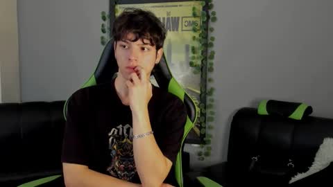 Axel Raven online show from December 2024 05:23:02 PM