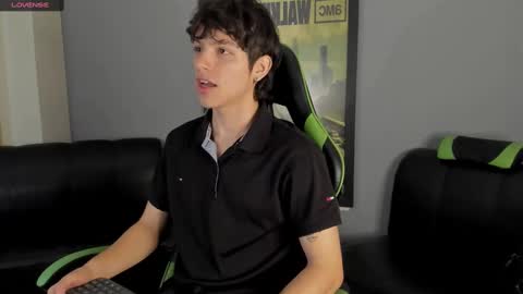 Axel Raven online show from December 2024 04:35:02 PM