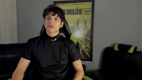 Axel Raven online show from January 2025 01:28:01 PM