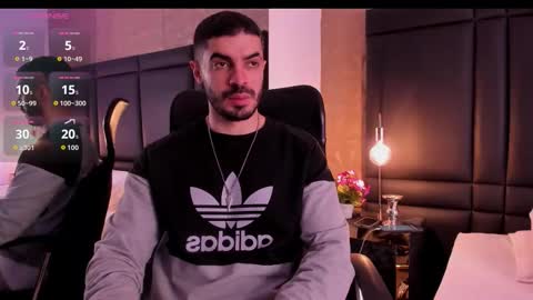 Axel Thompsom online show from September 2025 11:32:02 AM