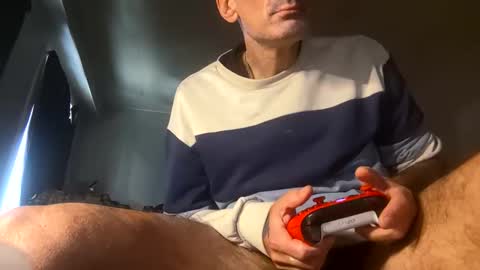 axion13 online show from November 2025 11:31:02 AM