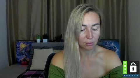 Jully online show from September 2025 05:34:01 PM