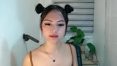 ayalvrs18 online show from February 2025 04:04:02 AM