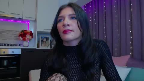 Ayanna online show from October 2025 09:15:01 PM