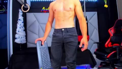 Ayden Miller online show from December 2024 08:56:01 AM