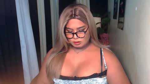 AYESHA online show from December 2025 04:13:01 PM