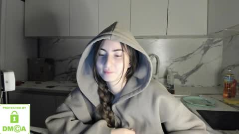 Ayesha online show from January 2026 04:31:02 PM