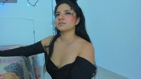 Mariana online show from January 2025 11:58:01 PM