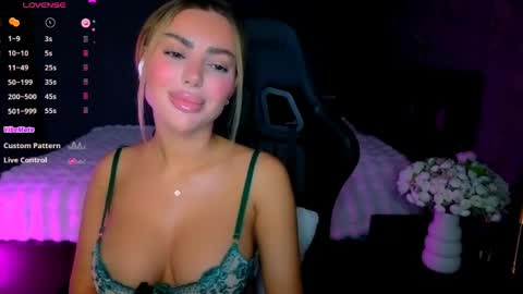  Ayla Demir  online show from June 2026 08:11:01 PM
